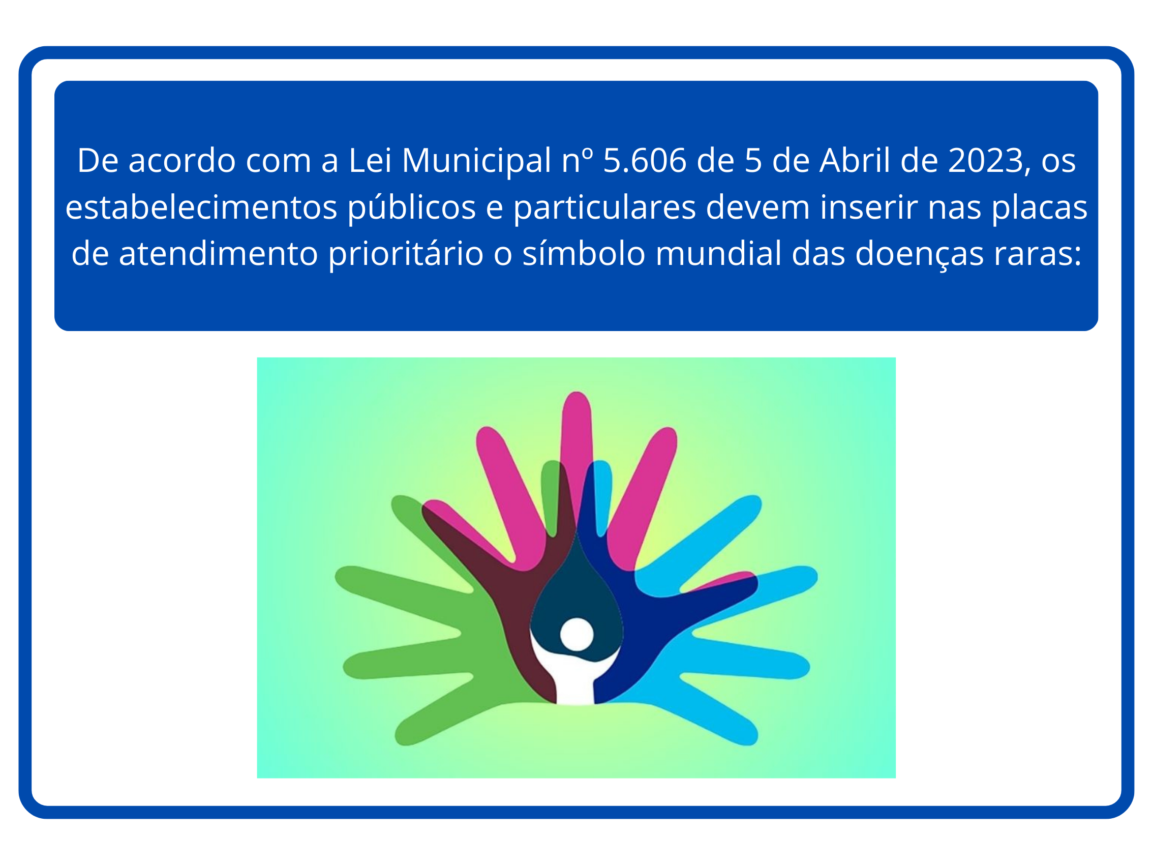 Placa de Atendimento Prioritário em Aracaju, Sergipe - Sinalização oficial com símbolos e texto indicando atendimento preferencial para idosos, gestantes, pessoas com deficiência e pessoas com crianças de colo